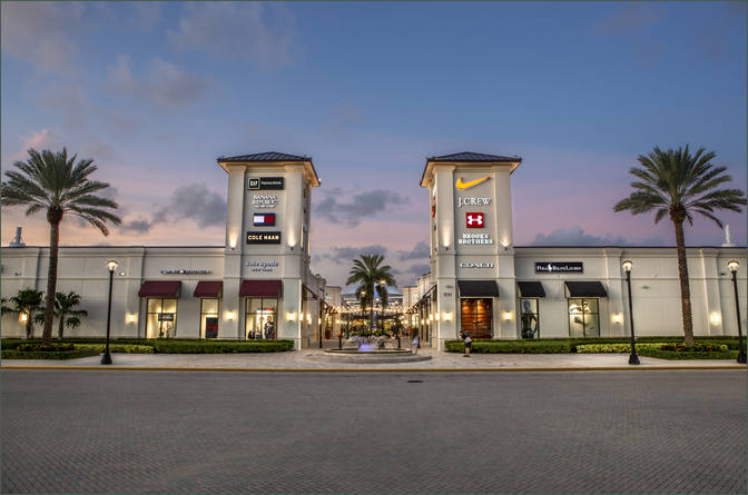                         	Palm Beach Outlets
                        