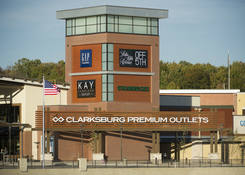 
                                	        Clarksburg Premium Outlets
                                    