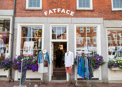 
                                	        Newburyport
                                    
