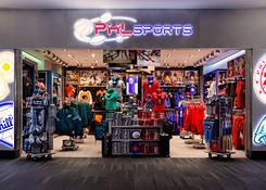 
                                	        Philadelphia International Airport
                                    